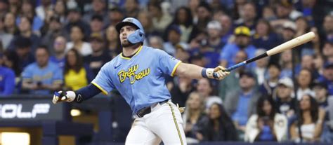 rotowire|RotoWire Fantasy Football, Baseball, Basketball and More.